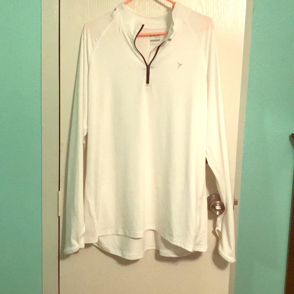 Active lightweight sweatshirt